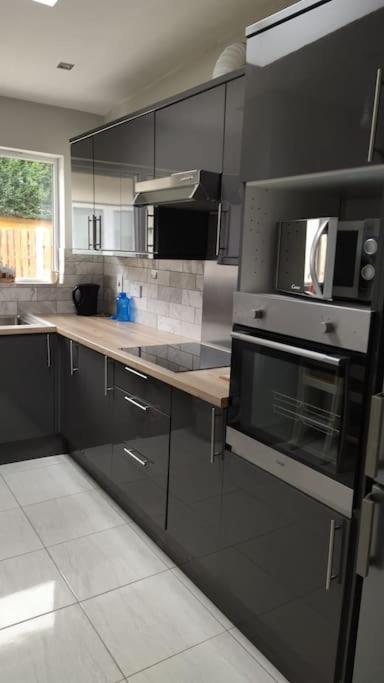 Studio With Private Kitchen Dublin Bagian luar foto